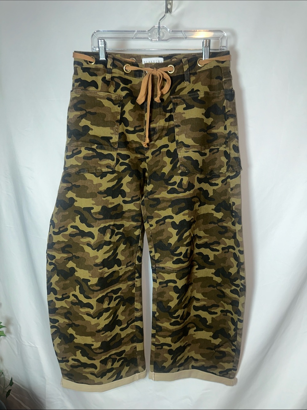 Blakely Women's Camo barrel Pants cuffed with Drawstring Waist - Olive Camo